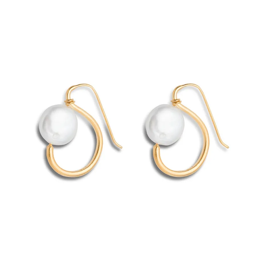 The Met Store Coin Pearl Earrings* Earrings