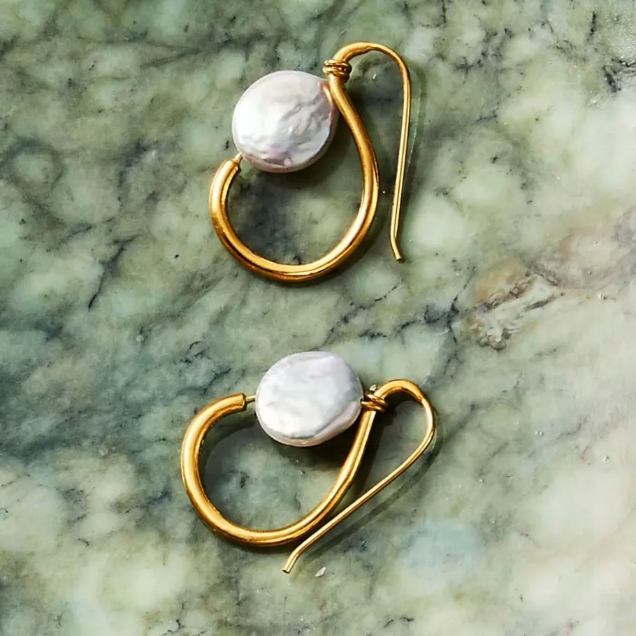 The Met Store Coin Pearl Earrings* Earrings