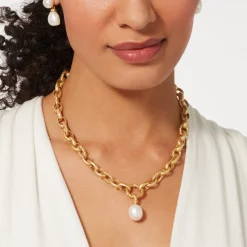 The Met Store Cypriot Twist Pearl Chain Pendant Necklace* Necklaces