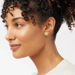 The Met Store Philippine Pearl Stud Earrings* Earrings
